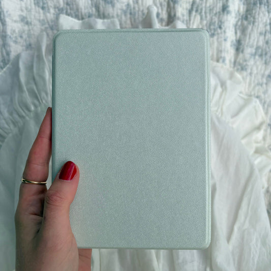 Green Kindle Paperwhite (11th Gen) Case